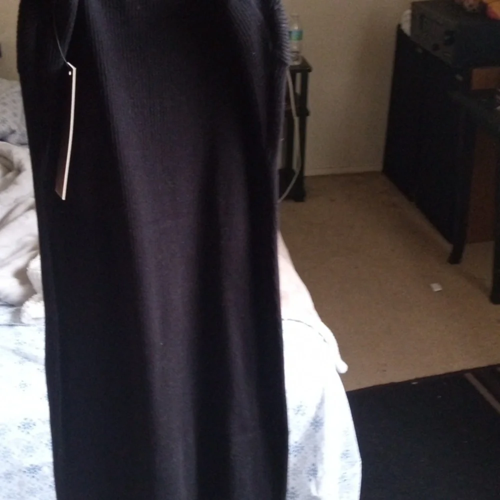 Women's*Gold Chain* Black Strap Dress - Picture 7 of 7